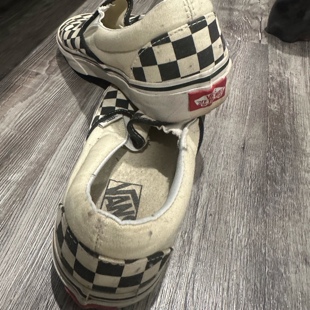 Classic Vans Checkerboard Sneakers👟 - Picture 3 of 3